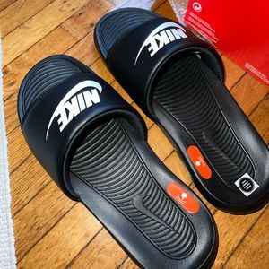 Women’s Nike Victori Slide